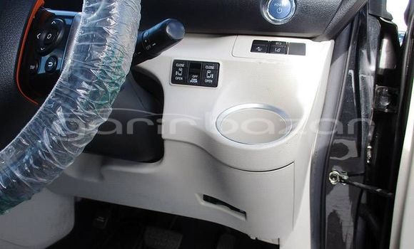 কেনা নতুন Toyota Sienta Black গাড়ী মধ্যে ঢাকা মধ্যে Dhaka কেনা নতুন Toyota Sienta Black গাড়ী মধ্যে ঢাকা মধ্যে Dhaka