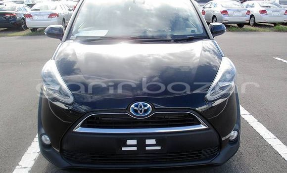 কেনা নতুন Toyota Sienta Black গাড়ী মধ্যে ঢাকা মধ্যে Dhaka কেনা নতুন Toyota Sienta Black গাড়ী মধ্যে ঢাকা মধ্যে Dhaka