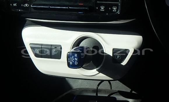 কেনা নতুন Toyota Prius White গাড়ী মধ্যে ঢাকা মধ্যে Dhaka কেনা নতুন Toyota Prius White গাড়ী মধ্যে ঢাকা মধ্যে Dhaka