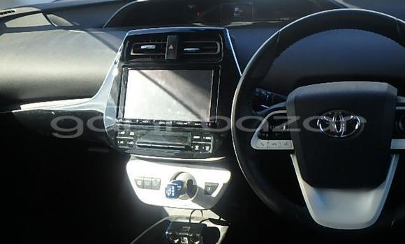 কেনা নতুন Toyota Prius White গাড়ী মধ্যে ঢাকা মধ্যে Dhaka কেনা নতুন Toyota Prius White গাড়ী মধ্যে ঢাকা মধ্যে Dhaka