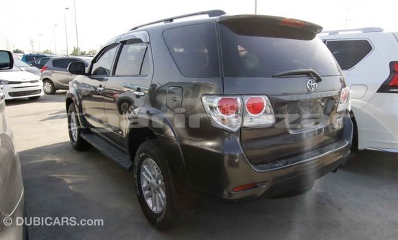 কেনা আমদানি Toyota Fortuner Other গাড়ী মধ্যে ইম্পোর্ট - দুবাই মধ্যে Bandarban কেনা আমদানি Toyota Fortuner Other গাড়ী মধ্যে ইম্পোর্ট - দুবাই মধ্যে Bandarban
