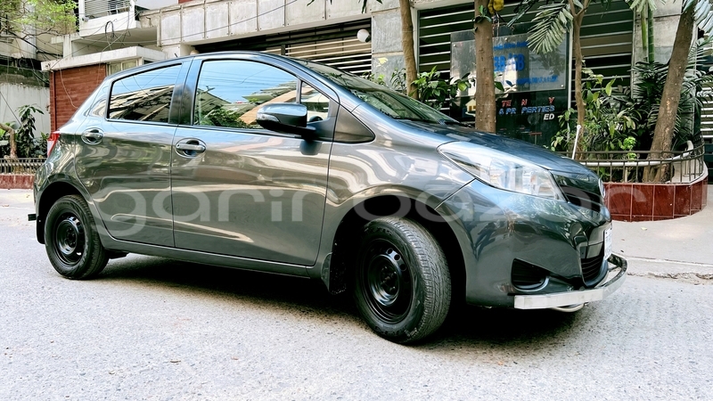 Big with watermark toyota vitz dhaka dhaka 6177