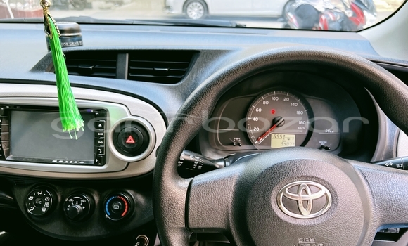 Buy Used 2011 Toyota Vitz in Dhaka, Dhaka Buy Used 2011 Toyota Vitz in Dhaka, Dhaka
