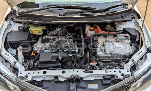 Buy Used 2016 Toyota Axio in Dhaka, Dhaka Buy Used 2016 Toyota Axio in Dhaka, Dhaka