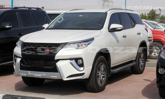 কেনা আমদানি Toyota Fortuner White গাড়ী মধ্যে ইম্পোর্ট - দুবাই মধ্যে Bandarban কেনা আমদানি Toyota Fortuner White গাড়ী মধ্যে ইম্পোর্ট - দুবাই মধ্যে Bandarban