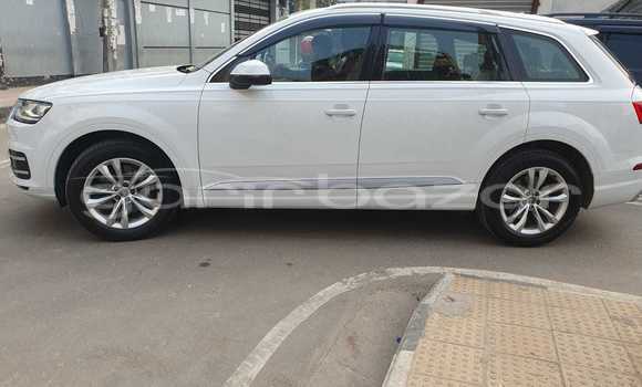 Buy Used 2017 Audi Q7 in Dhaka, Dhaka Buy Used 2017 Audi Q7 in Dhaka, Dhaka