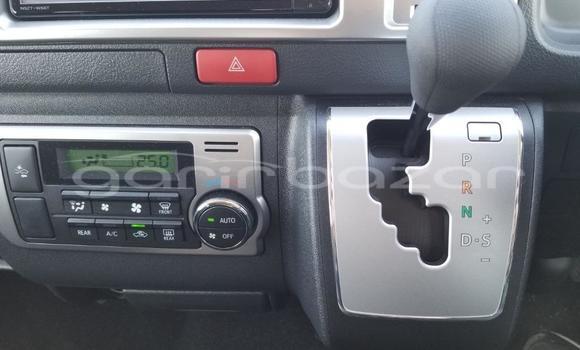 Buy New 2018 Toyota Hiace in Dhaka, Dhaka Buy New 2018 Toyota Hiace in Dhaka, Dhaka