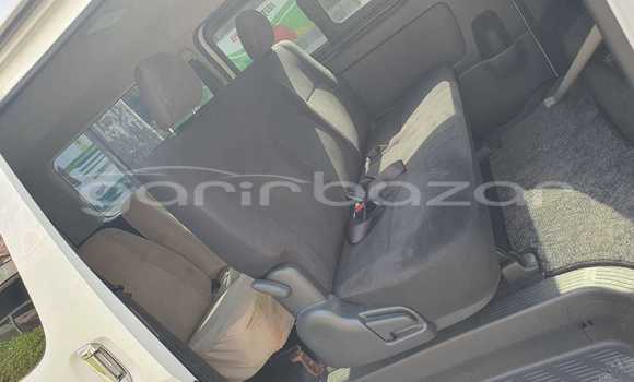 Buy New 2018 Toyota Hiace in Dhaka, Dhaka Buy New 2018 Toyota Hiace in Dhaka, Dhaka