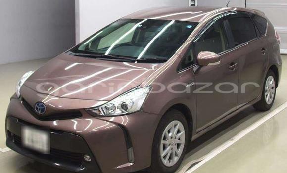 Buy New 2019 Toyota Prius Alpha in Dhaka, Dhaka
