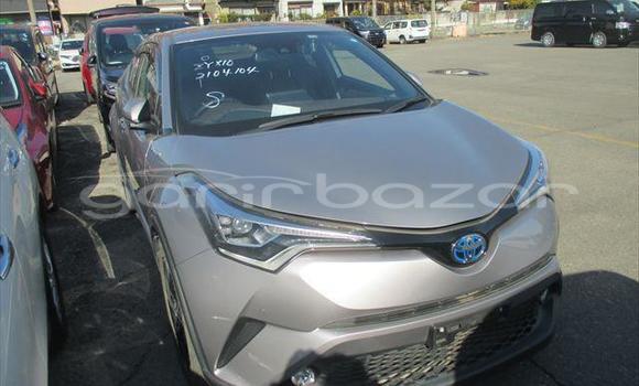 কেনা নতুন Toyota CH-R Other গাড়ী মধ্যে ঢাকা মধ্যে Dhaka কেনা নতুন Toyota CH-R Other গাড়ী মধ্যে ঢাকা মধ্যে Dhaka