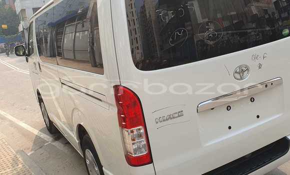 Buy New 2018 Toyota Hiace in Dhaka, Dhaka Buy New 2018 Toyota Hiace in Dhaka, Dhaka