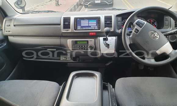 Buy New 2018 Toyota Hiace in Dhaka, Dhaka Buy New 2018 Toyota Hiace in Dhaka, Dhaka