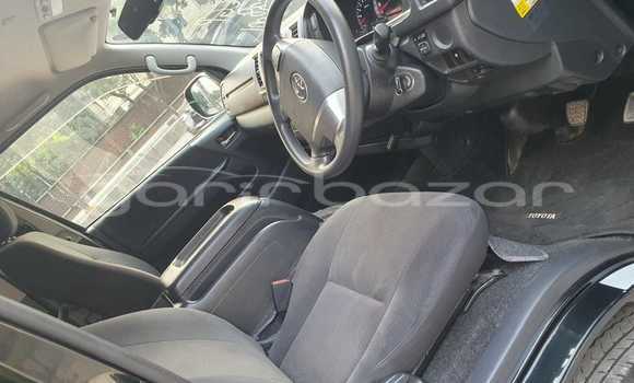 Buy New 2018 Toyota Hiace in Dhaka, Dhaka Buy New 2018 Toyota Hiace in Dhaka, Dhaka