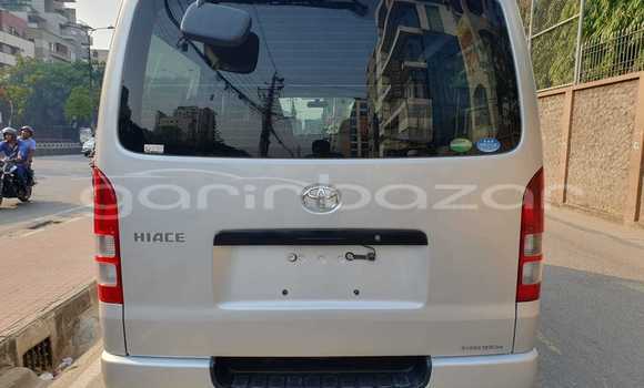 Buy New 2017 Toyota Hiace in Dhaka, Dhaka Buy New 2017 Toyota Hiace in Dhaka, Dhaka