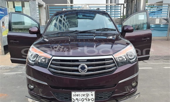 Buy Used 2014 SsangYong Stavic in Dhaka, Dhaka Buy Used 2014 SsangYong Stavic in Dhaka, Dhaka