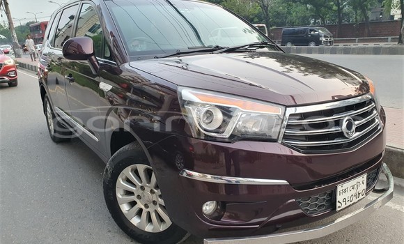 Buy Used 2014 SsangYong Stavic in Dhaka, Dhaka Buy Used 2014 SsangYong Stavic in Dhaka, Dhaka