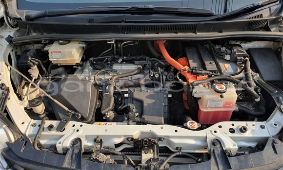 Buy Used 2017 Toyota Noah in Dhaka, Dhaka Buy Used 2017 Toyota Noah in Dhaka, Dhaka