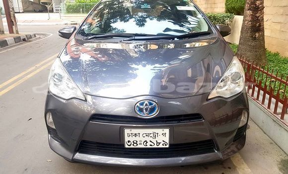 Buy Used 2013 Toyota AQUA in Dhaka, Dhaka Buy Used 2013 Toyota AQUA in Dhaka, Dhaka