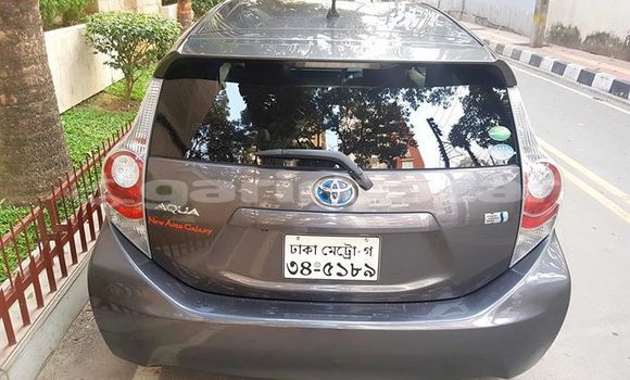 Buy Used 2013 Toyota AQUA in Dhaka, Dhaka Buy Used 2013 Toyota AQUA in Dhaka, Dhaka