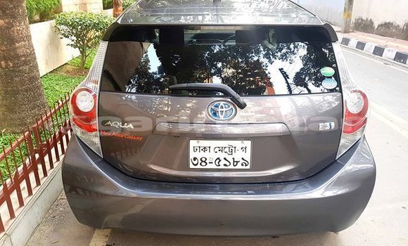Buy Used 2013 Toyota AQUA in Dhaka, Dhaka Buy Used 2013 Toyota AQUA in Dhaka, Dhaka