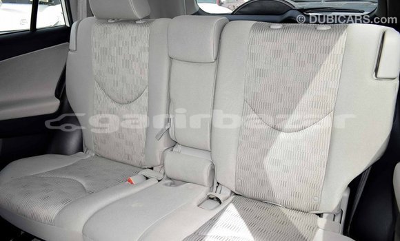 কেনা আমদানি Toyota HiAce White ট্রাক মধ্যে ইম্পোর্ট - দুবাই মধ্যে Bandarban কেনা আমদানি Toyota HiAce White ট্রাক মধ্যে ইম্পোর্ট - দুবাই মধ্যে Bandarban