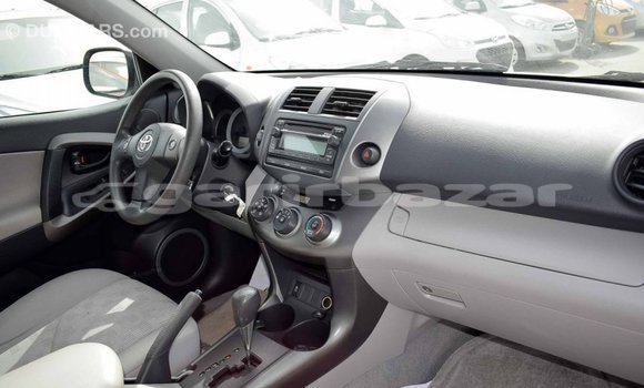 কেনা আমদানি Toyota HiAce White ট্রাক মধ্যে ইম্পোর্ট - দুবাই মধ্যে Bandarban কেনা আমদানি Toyota HiAce White ট্রাক মধ্যে ইম্পোর্ট - দুবাই মধ্যে Bandarban