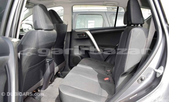 কেনা আমদানি Toyota HiAce Other ট্রাক মধ্যে ইম্পোর্ট - দুবাই মধ্যে Bandarban কেনা আমদানি Toyota HiAce Other ট্রাক মধ্যে ইম্পোর্ট - দুবাই মধ্যে Bandarban