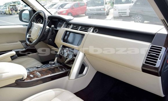 কেনা আমদানি Mercedes-Benz Range Rover White গাড়ী মধ্যে ইম্পোর্ট - দুবাই মধ্যে Bandarban কেনা আমদানি Mercedes-Benz Range Rover White গাড়ী মধ্যে ইম্পোর্ট - দুবাই মধ্যে Bandarban