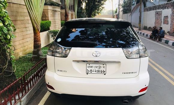 Buy Used 2004 Toyota Harrier in Dhaka, Dhaka Buy Used 2004 Toyota Harrier in Dhaka, Dhaka