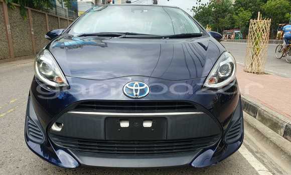 কেনা আমদানি Toyota AQUA Blue গাড়ী মধ্যে ঢাকা মধ্যে Dhaka কেনা আমদানি Toyota AQUA Blue গাড়ী মধ্যে ঢাকা মধ্যে Dhaka