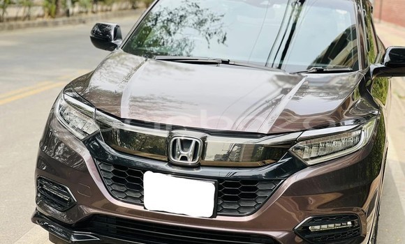 Buy Used 2019 Honda Vezel in Dhaka, Dhaka Buy Used 2019 Honda Vezel in Dhaka, Dhaka