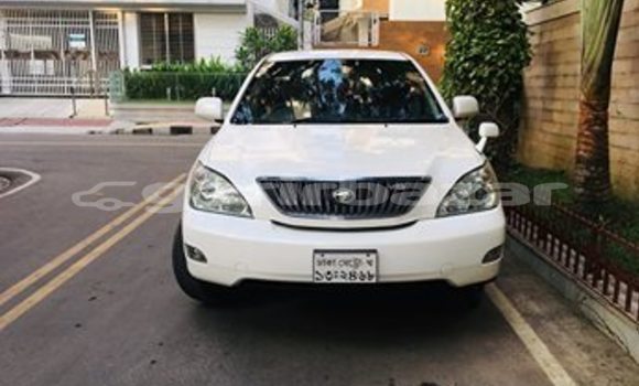 Buy Used 2004 Toyota Harrier in Dhaka, Dhaka Buy Used 2004 Toyota Harrier in Dhaka, Dhaka