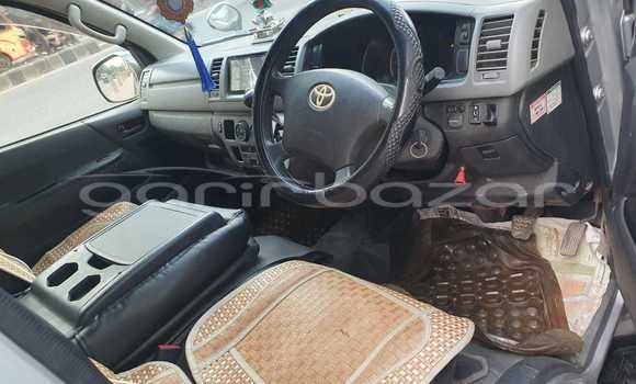 Buy Used 2013 Toyota Hiace in Dhaka, Dhaka Buy Used 2013 Toyota Hiace in Dhaka, Dhaka