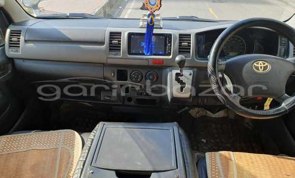 Buy Used 2013 Toyota Hiace in Dhaka, Dhaka Buy Used 2013 Toyota Hiace in Dhaka, Dhaka