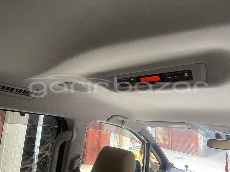 Big with watermark toyota noah dhaka dhaka 7256