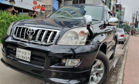 Buy Used 2004 Toyota Prado in Dhaka, Dhaka Buy Used 2004 Toyota Prado in Dhaka, Dhaka