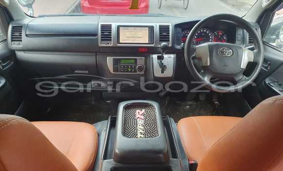 Buy Used 2014 Toyota Hiace in Dhaka, Dhaka Buy Used 2014 Toyota Hiace in Dhaka, Dhaka