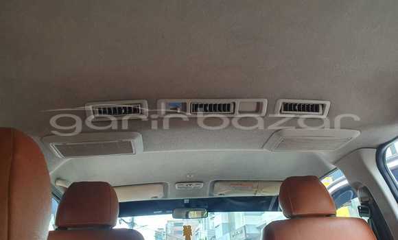 Buy Used 2014 Toyota Hiace in Dhaka, Dhaka Buy Used 2014 Toyota Hiace in Dhaka, Dhaka
