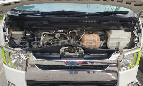 Buy Used 2014 Toyota Hiace in Dhaka, Dhaka Buy Used 2014 Toyota Hiace in Dhaka, Dhaka