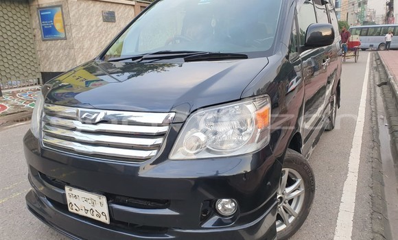 Buy Used 2001 Toyota Noah in Dhaka, Dhaka Buy Used 2001 Toyota Noah in Dhaka, Dhaka