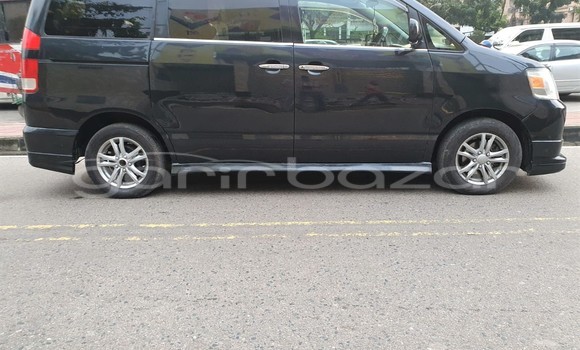 Buy Used 2001 Toyota Noah in Dhaka, Dhaka Buy Used 2001 Toyota Noah in Dhaka, Dhaka