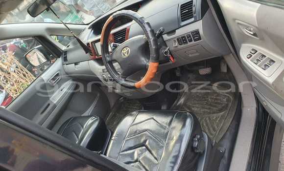 Buy Used 2001 Toyota Noah in Dhaka, Dhaka Buy Used 2001 Toyota Noah in Dhaka, Dhaka