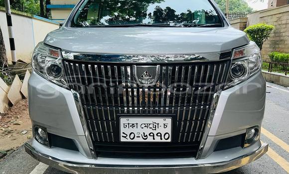 Buy Used 2017 Toyota Noah in Dhaka, Dhaka Buy Used 2017 Toyota Noah in Dhaka, Dhaka