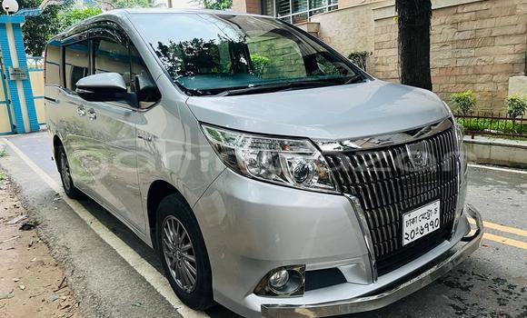 Buy Used 2017 Toyota Noah in Dhaka, Dhaka Buy Used 2017 Toyota Noah in Dhaka, Dhaka
