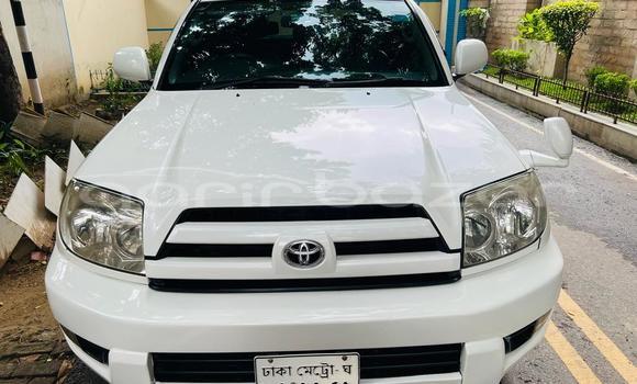 Buy Used 2004 Toyota Hilux Surf in Dhaka, Dhaka Buy Used 2004 Toyota Hilux Surf in Dhaka, Dhaka