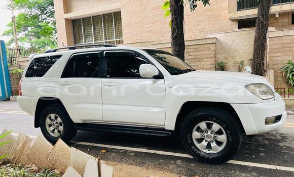 Buy Used 2004 Toyota Hilux Surf in Dhaka, Dhaka Buy Used 2004 Toyota Hilux Surf in Dhaka, Dhaka