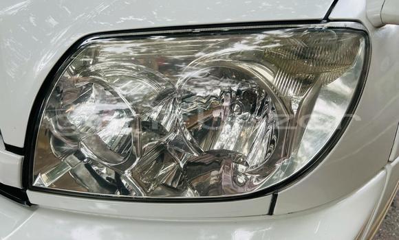 Buy Used 2004 Toyota Hilux Surf in Dhaka, Dhaka Buy Used 2004 Toyota Hilux Surf in Dhaka, Dhaka