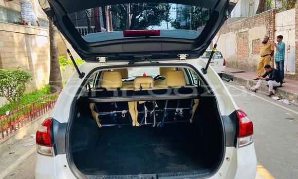 Buy Used 2015 Toyota Fielder in Dhaka, Dhaka Buy Used 2015 Toyota Fielder in Dhaka, Dhaka