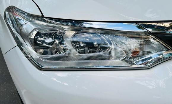 Buy Used 2015 Toyota Fielder in Dhaka, Dhaka Buy Used 2015 Toyota Fielder in Dhaka, Dhaka