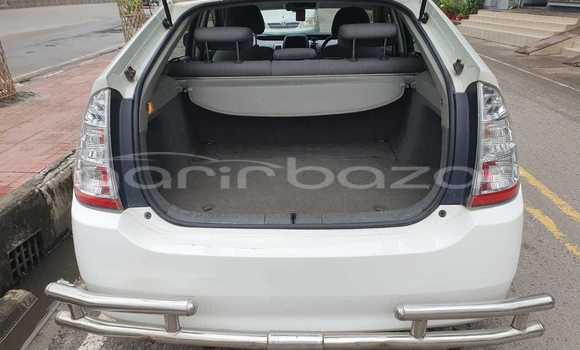 কেনা ব্যবহৃত Toyota Prius White গাড়ী মধ্যে ঢাকা মধ্যে Dhaka কেনা ব্যবহৃত Toyota Prius White গাড়ী মধ্যে ঢাকা মধ্যে Dhaka